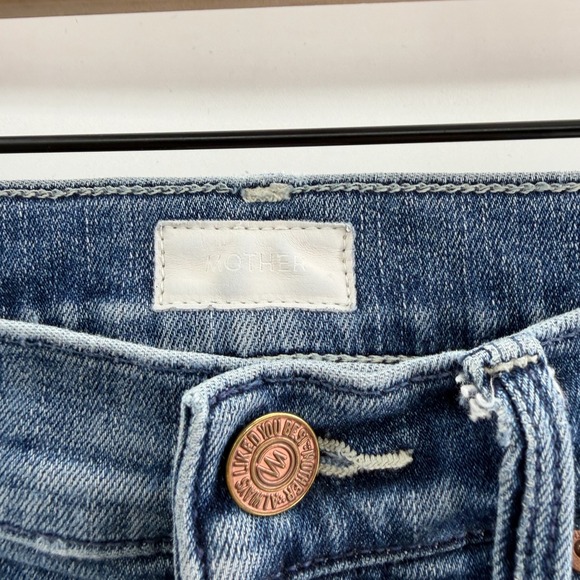 Mother The Rambler Ankle Fray in Medium Wash Groovin' Size 25 Raw Hem - Picture 6 of 10